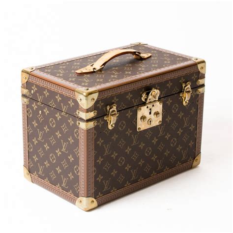 louis vuitton cosmetic case price|Louis Vuitton toiletry hard case.